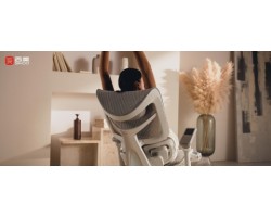 革新椅界，智能领航 iChair轻感解压科技开启人体工学椅舒适新时代
