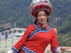 湖北长阳:詹兴军倾情打造“舞衣坊”,土家民族服饰品牌放光芒