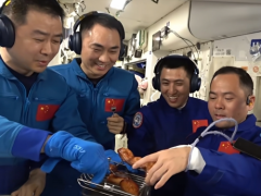 九阳研制的热风烘烤机上天了！人类第一次在太空做饭